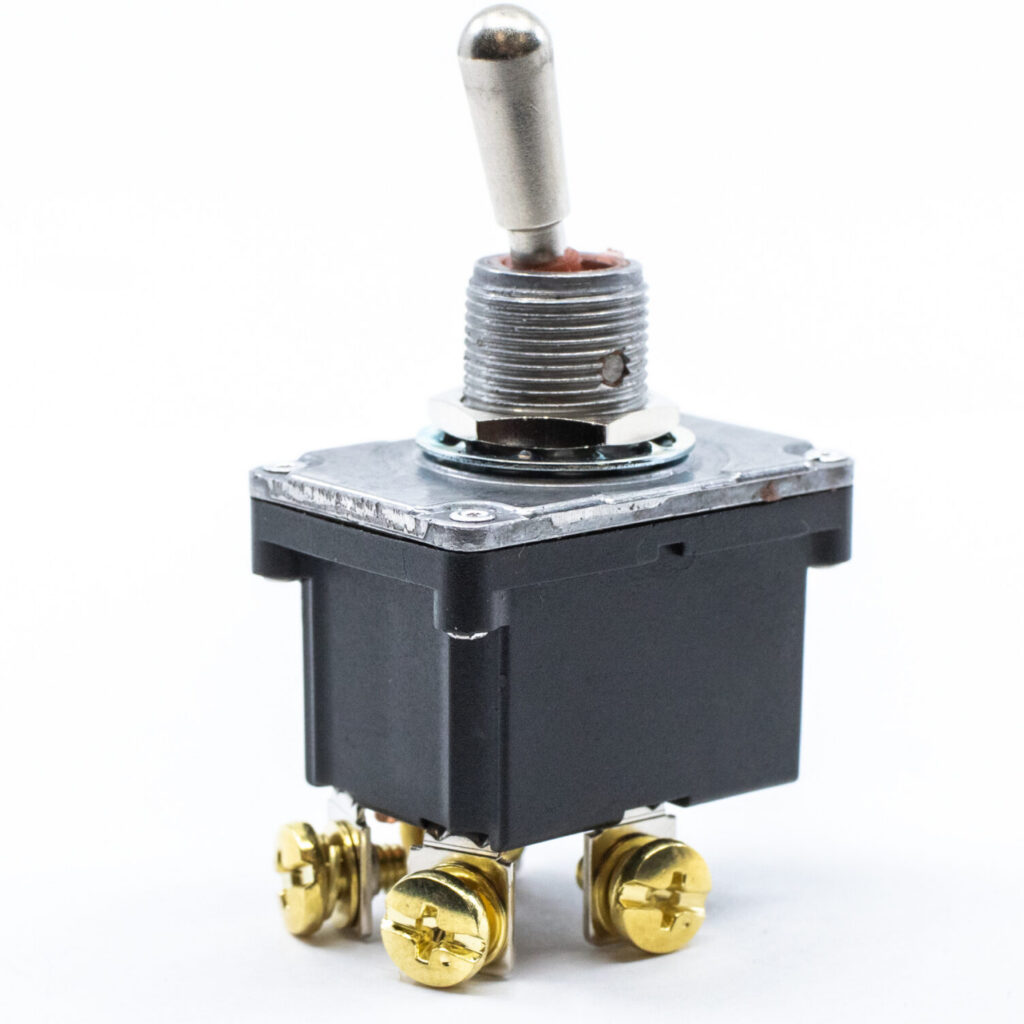 ST4 Series High Current, Sealed, Power Toggle Switch